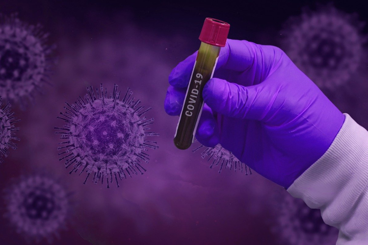 Romániában ismét több mint 1200-zal nőtt a fertőzöttek száma