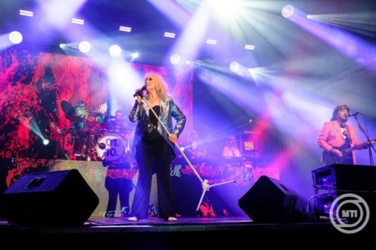 Augusztus 20. - A Korál, a Neoton Família és a Bikini is fellép a Retro Tabán koncertsorozaton