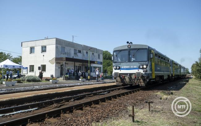 Hegyi Zsolt: tovább javítja a pontosságot a MÁV-csoport